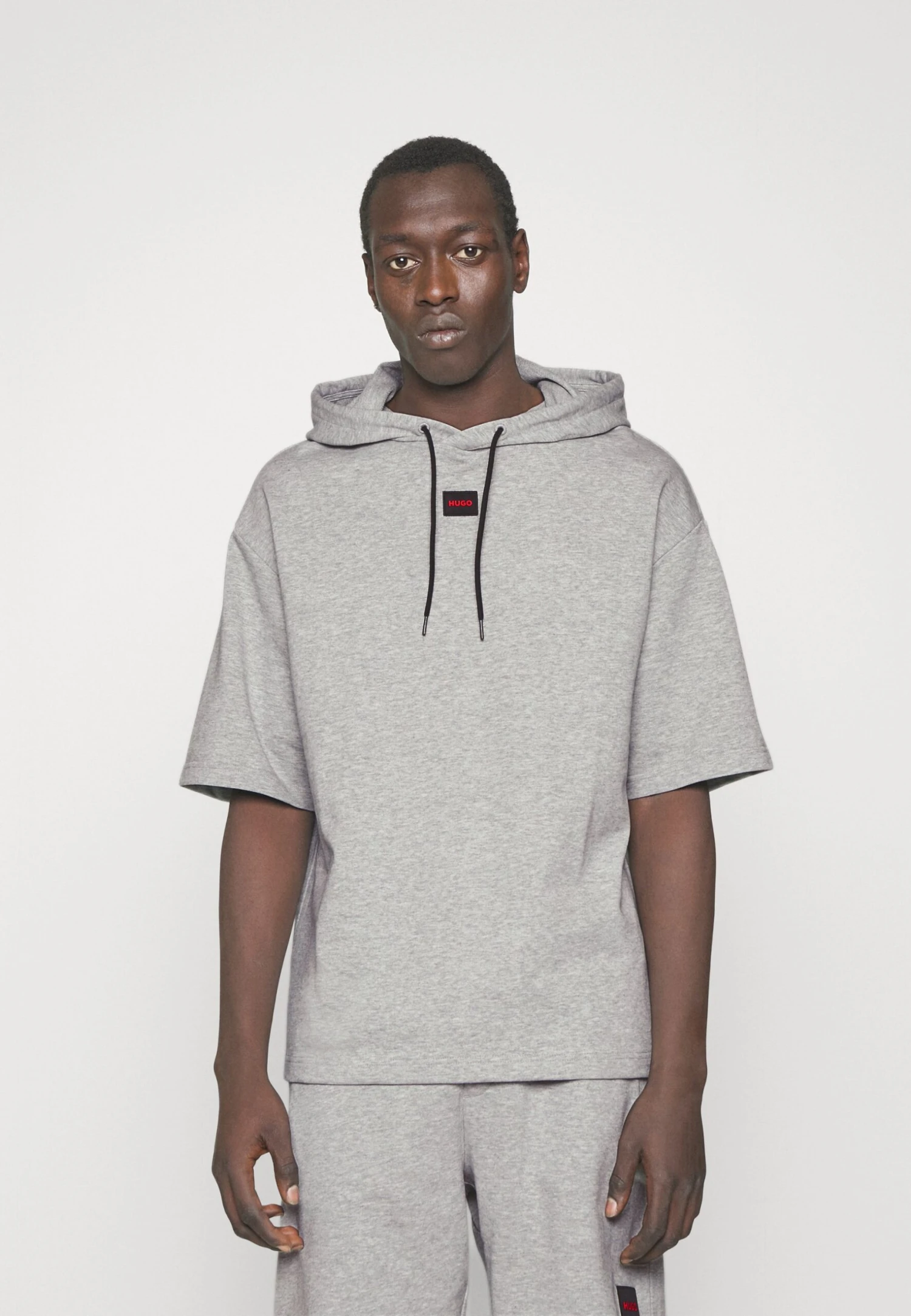 Hugo Dresley - Sweater - Open Grey 3 Hugo Dresley - Sweater - Open Grey