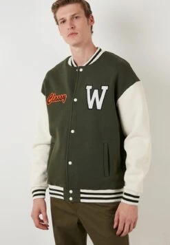 Oversize Fit - Bomberjacks - Khaki -About You Winkel 0ebb11ac3389438faf4de5800c269b09