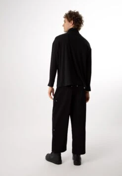 Roll-Neck - Trui - Black 19 Roll-Neck - Trui - Black -About You Winkel 13debdcb3f3a480f831802f1ed9e6c7c