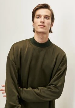 Sweater - Khaki -About You Winkel 18d05ebdba7248659d778692a35cc122