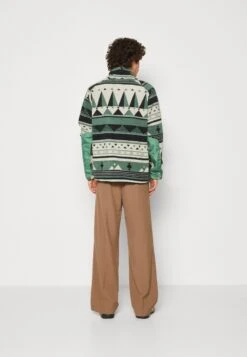 KAVU Sodilog - Fleece Trui - Green 10 KAVU Sodilog - Fleece Trui - Green -About You Winkel 2612b208a3254243a8eead0023d3e9f4