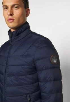 Napapijri Aerons - Jas - Blu Marine -About You Winkel 4ae7835b270e4ed6bf03eb6785095ba0