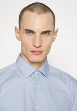 Hugo Koey - Zakelijk Overhemd - Light Blue -About You Winkel 5da86e7981b14cc8bfeab9a08eee91bb