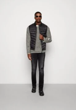 About You Winkel -About You Winkel 65347c4ae6c649fe8b1415cba1076eb3