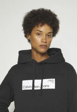 Calvin Klein Jeans Hyper Real Box Logo Genderless Unisex - Hoodie - Black -About You Winkel 71871d4965a1489fa613bbf449548bef