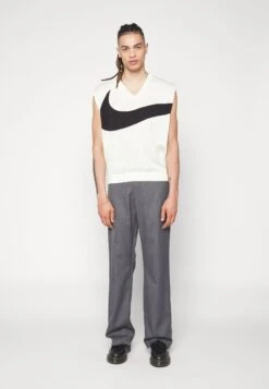 Nike Sportswear Vest - Trui - Coconut Milk/Black -About You Winkel 76b3376404dc48a689258e678d59715a