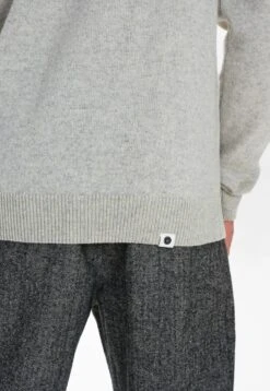 Anerkjendt Akrico - Trui - Cobblestone -About You Winkel 8ea5d81e5bf8469788327bb7132171a5