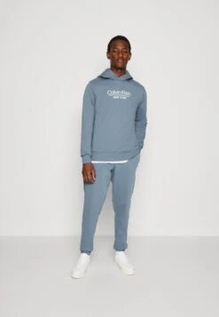 Calvin Klein New York Logo Hoodie - Hoodie - Grey Tar -About You Winkel 96e0676963804d838df5d0a38ff20ef3