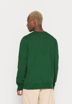 Liam - Sweater - Forest Green -About You Winkel bf81398c2ac04fedb8d898f659cc99c5