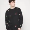 Opposuits X Mas Icons - Sweater - Black -About You Winkel ca7964541a5c42ac9cd7a48bc133950c
