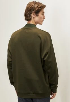 Sweater - Khaki -About You Winkel d7f13450eded46719ab37f06d1ffcad1