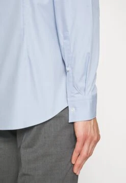 Hugo Koey - Zakelijk Overhemd - Light Blue -About You Winkel e27bd94fbd9647f8a44119c66ece2712