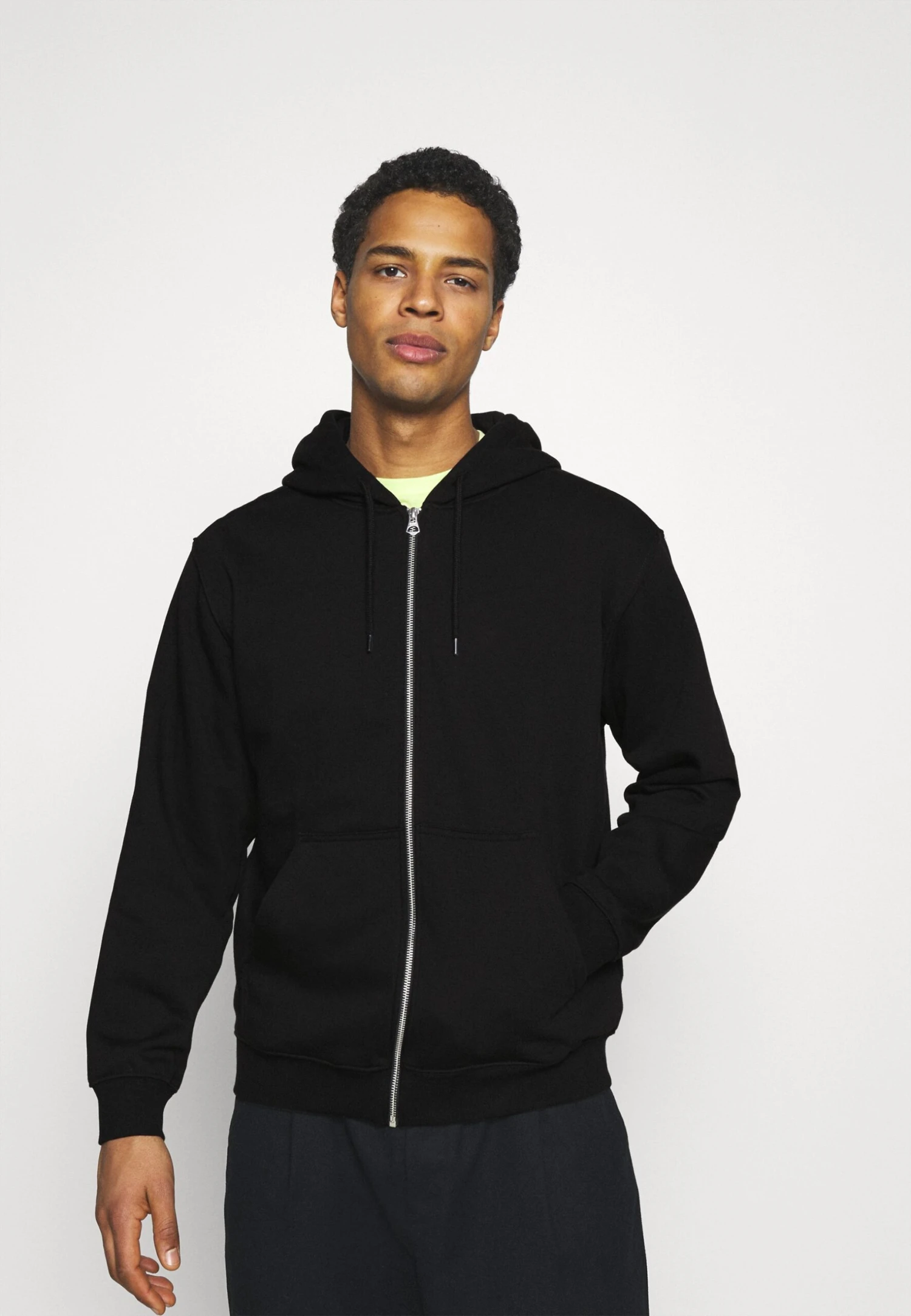 WEEKDAY Standard Zip Hoodie - Sweater Met Rits - Black 3 WEEKDAY Standard Zip Hoodie - Sweater Met Rits - Black