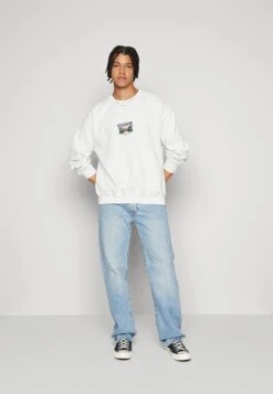 BDG Urban Outfitters Yosemite - Sweater - White -About You Winkel e7f39be88fdc4fd7ac644718e63b4130