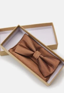 Pier One Set - Pochet - Brown -About You Winkel e8534b78630b4dea9b4261770a1ca0c0