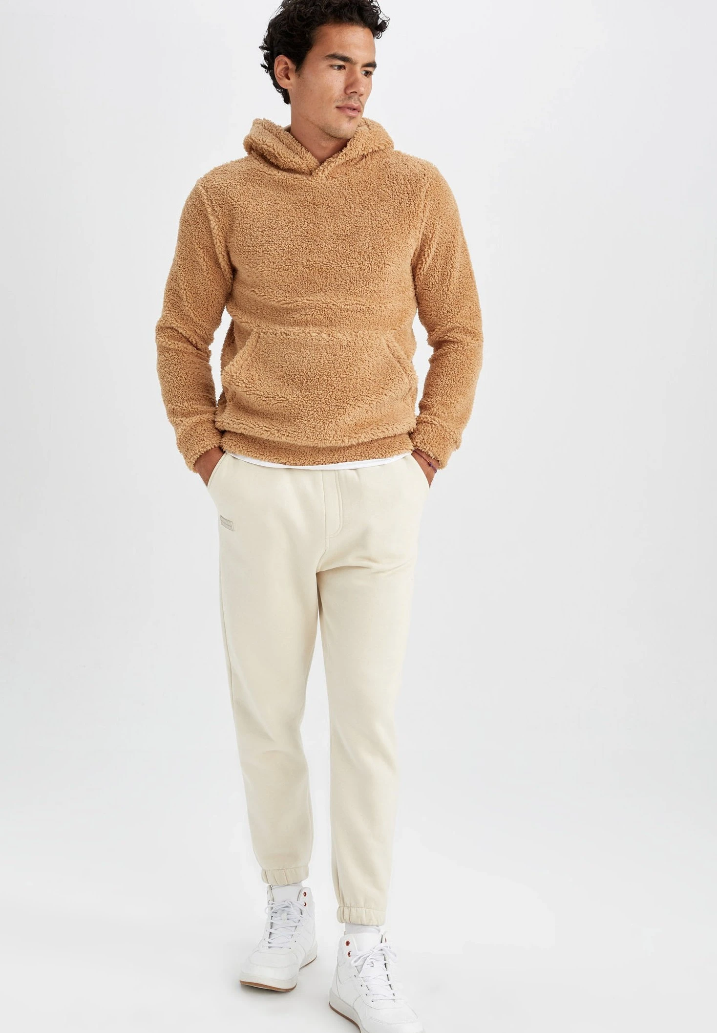 DeFacto Regular Fit - Hoodie - Brown 3 DeFacto Regular Fit - Hoodie - Brown - Afbeelding 2