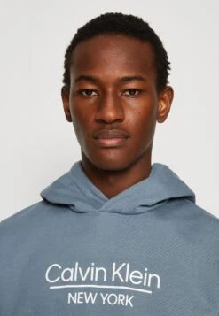 Calvin Klein New York Logo Hoodie - Hoodie - Grey Tar -About You Winkel fee0c0d0193a4cb99613850c10889be1